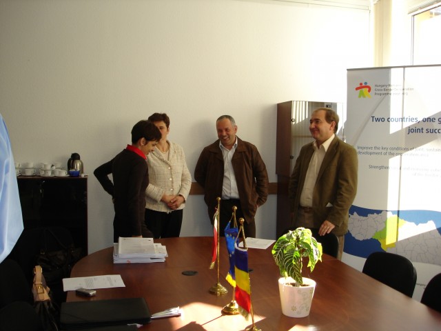 The ceremony of signing the first contracts 